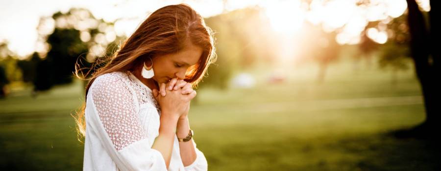 How to Pray Effectively When a Loved One Falls