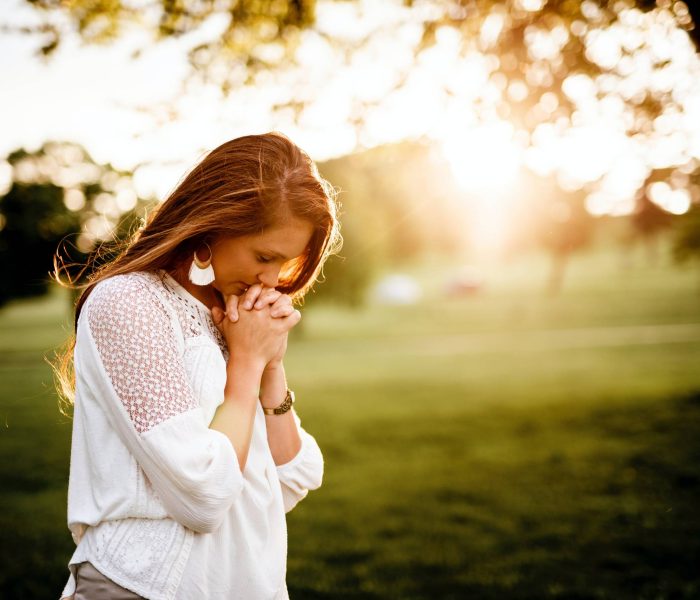 How to Pray Effectively When a Loved One Falls